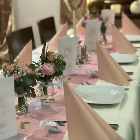 雷贝格布里克兰德酒店 3*