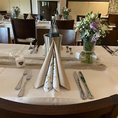 雷贝格布里克兰德酒店