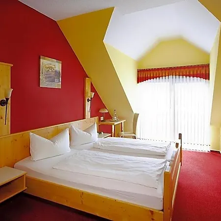 Hotel Lembergblick 3*