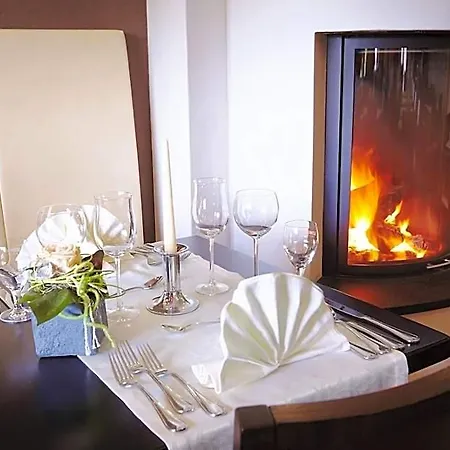 Hotel Lembergblick 3*